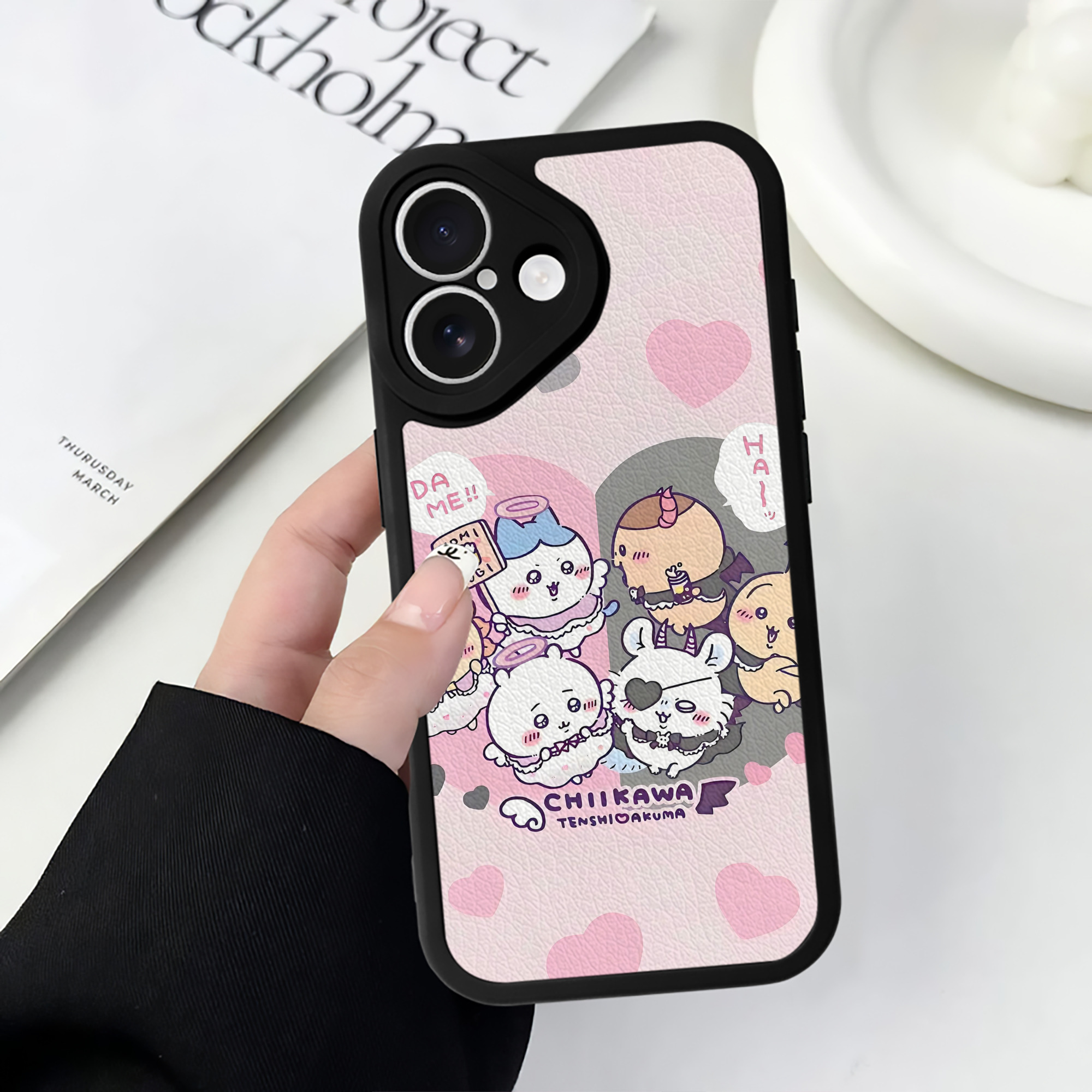 （画像用） ちいかわ Chii-kawa 【iPhone 16シリーズ対応】シリコンスマホケース（レザー調） 材質：シリコン